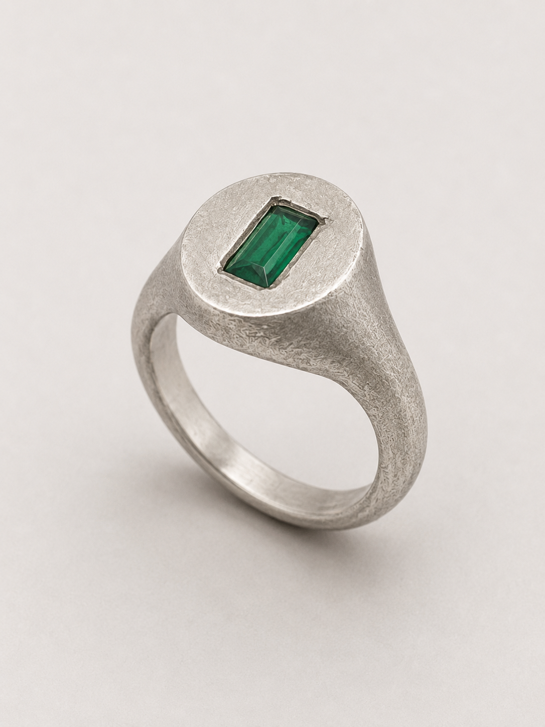 14kt White Gold Turtle Ring 2