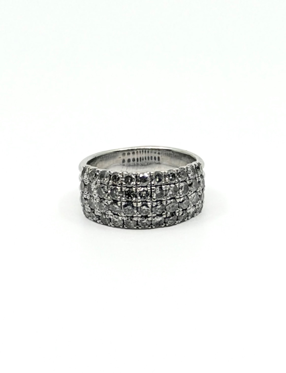 Bespoke pavé diamond band